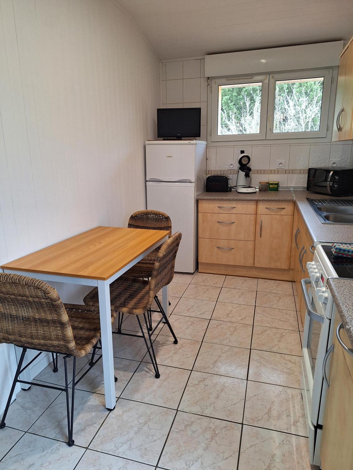 La Pinede Du Cheou, Piscine, Logement Independant, Parking, Draps, Wifi Fibre Mimizan Exterior foto